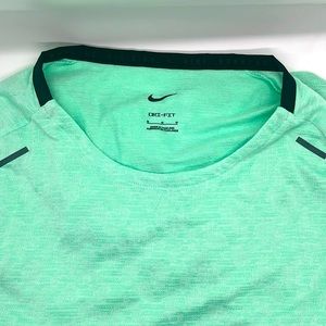 Nike running tee